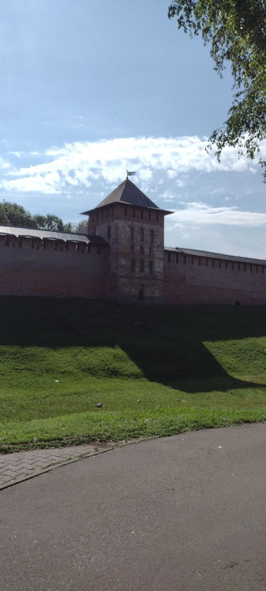 Новгородский кремль, фотография автора статьи