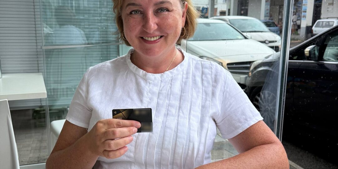 Как расплачиваться за границей?💳 Личный опыт — банковская карта одной из стран СНГ.