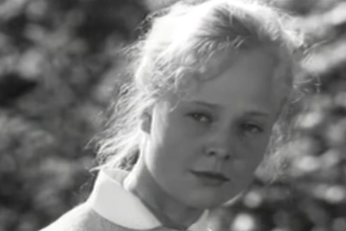 Кадр из фильма «У озера», производство ЦКДЮФ имени М. Горького, режиссёр Сергей Герасимов, 1969 г.