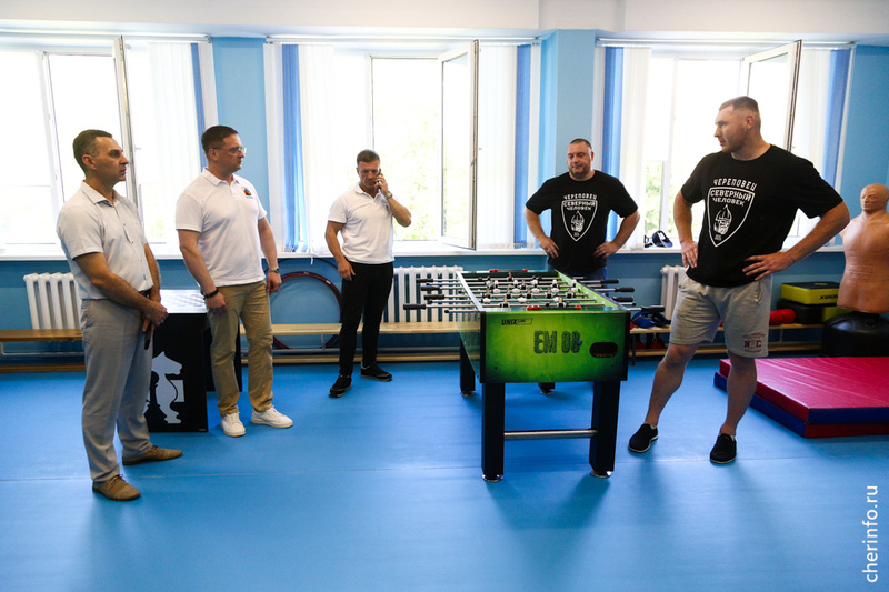    Спортзал площадью 56 квадратных метров отремонтировали в здании центра на Командарма Белова, 37а