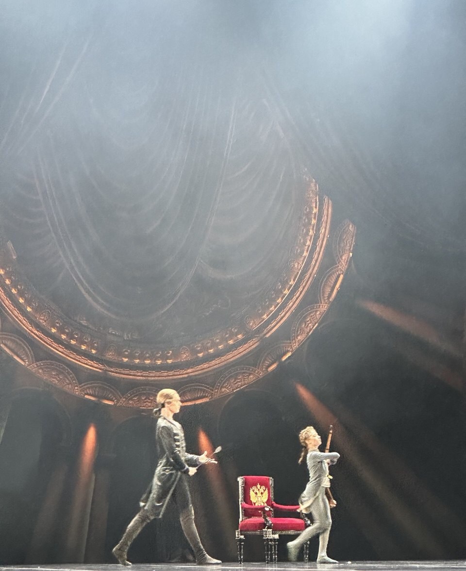 Воспитание наследника. «Русский Гамлет». Гастроли Театра балета Бориса Эйфмана в Большом театре. Фото автора.