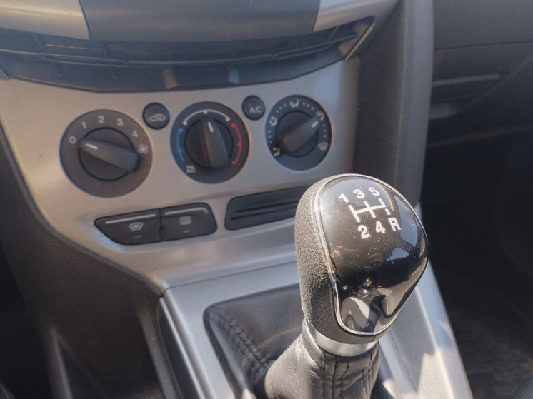     работник этого сервиса решил покататься на чужой машине до ближайшего магазина. фото: архив мк в Мурманске.