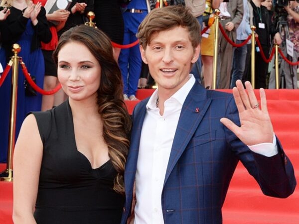    Павел Воля и Ляйсан Утяшева. Фото: ТВЦ