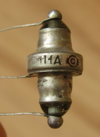 П-1 - первый советский транзистор. Фото: Википедия.