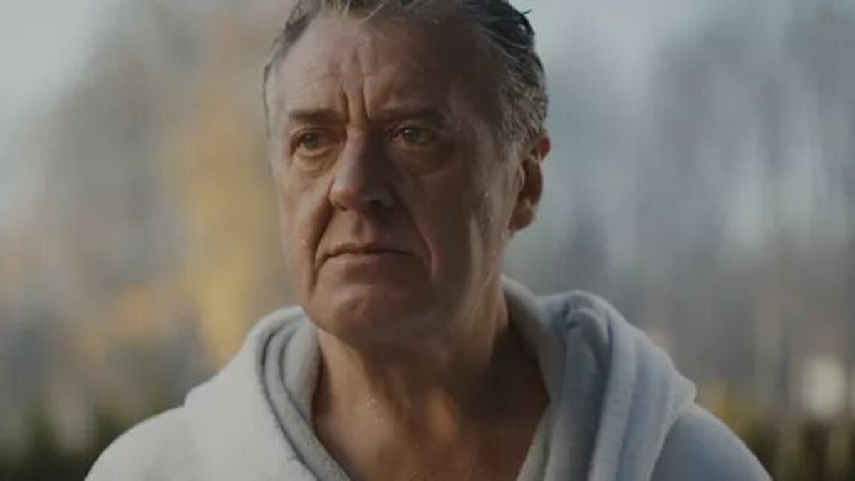 кадры из сериала «В клетке»