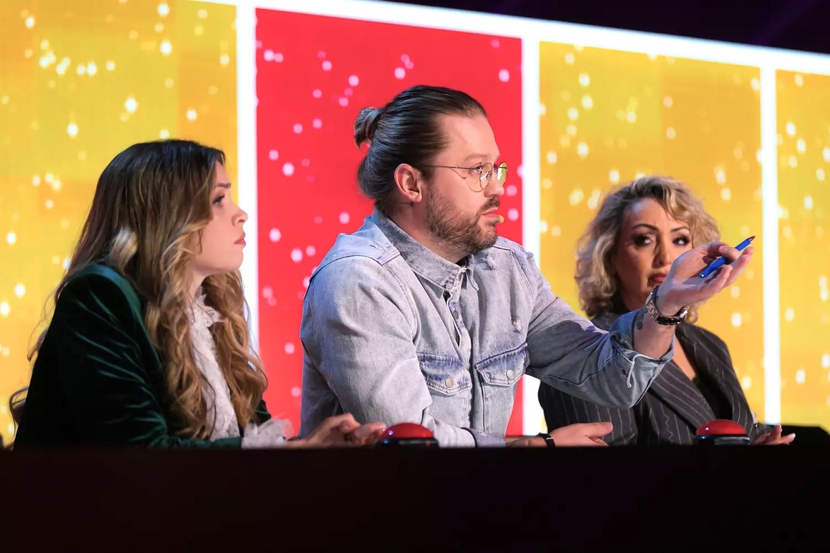 Арсений Бородин, эксперт в шоу «Ну-ка, все вместе!»