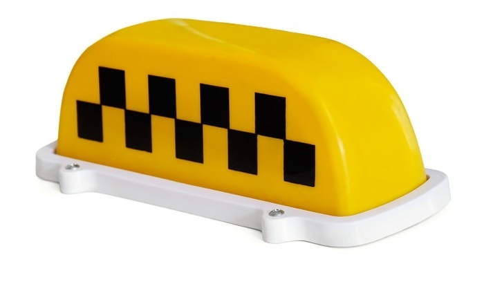    В России могут ввести запрет на работу мигрантов в такси по всей стране