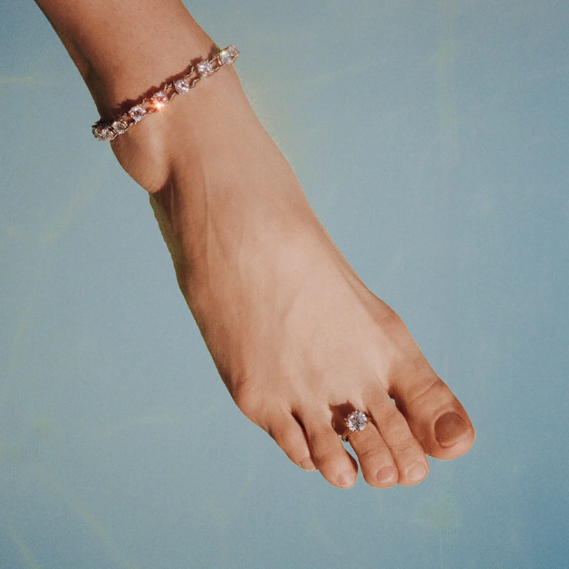 Фото: Леандра Медин х Aflalo