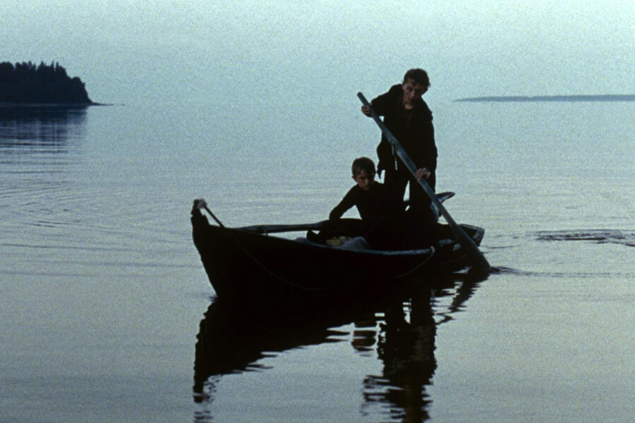 Кадры из к/ф «Возвращение» (2003)