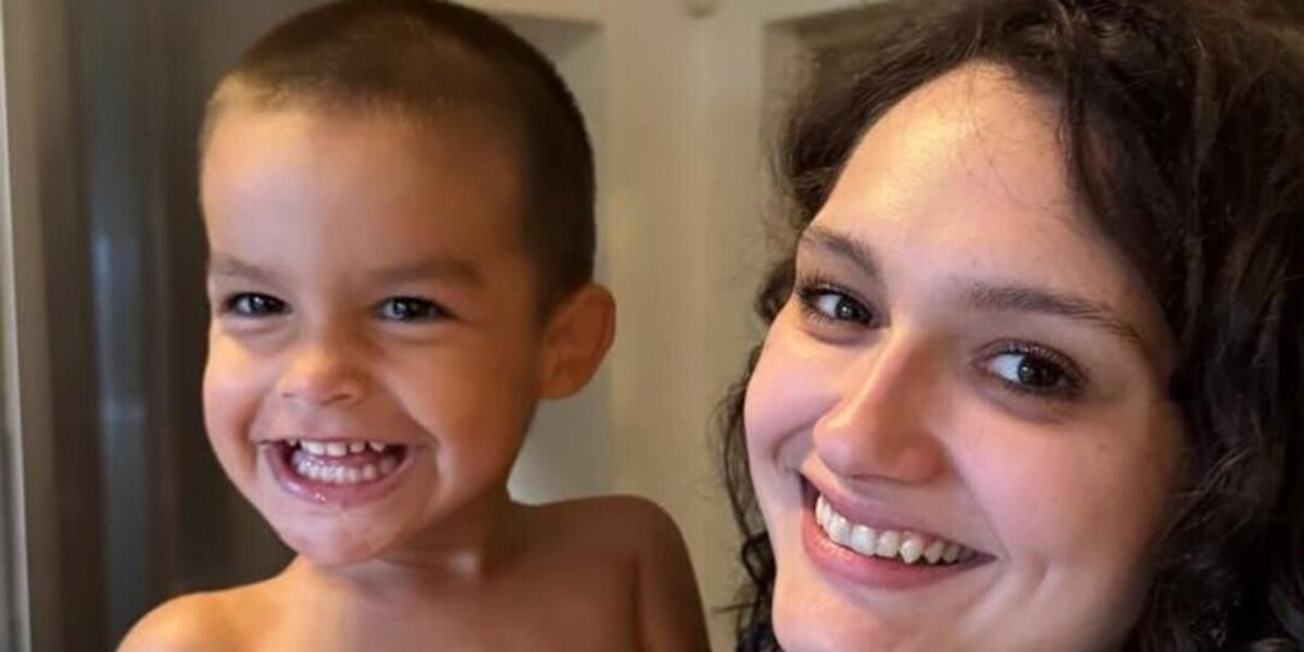    Мария Кончаловская с младшим братом. Фото: соцсети