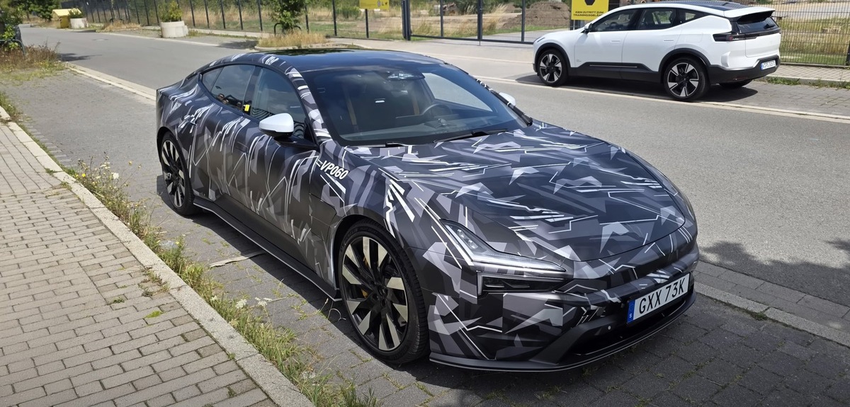    Ранее прототип Polestar 5 был заснят во время зимних тестов