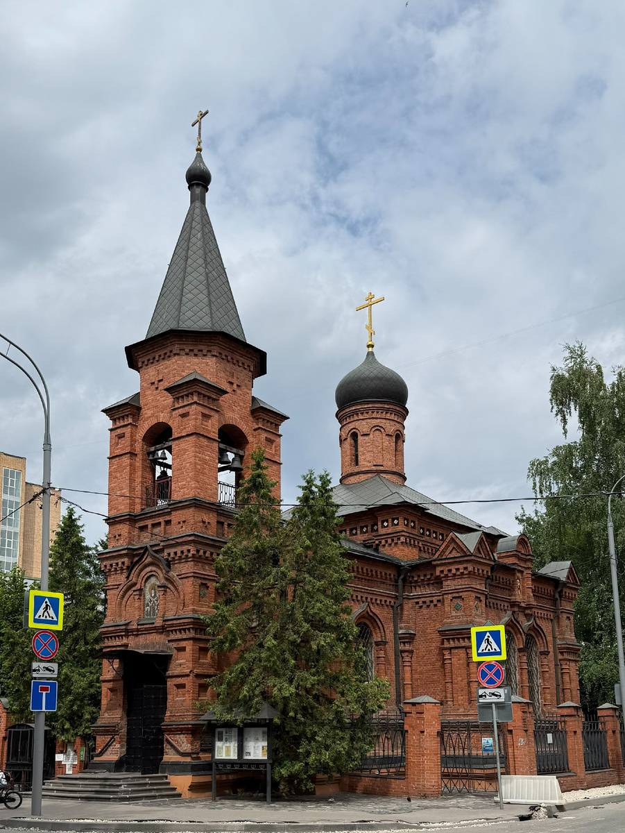 Фото автора канала. Храм святителя Митрофана Воронежского.