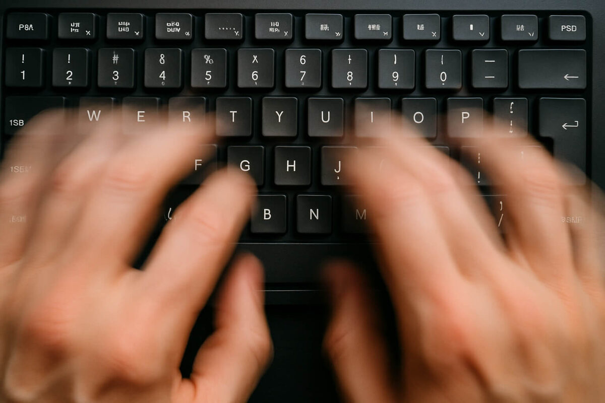    Monkeytype — самый популярный онлайн-сервис для замера скорости печати в 2025 году