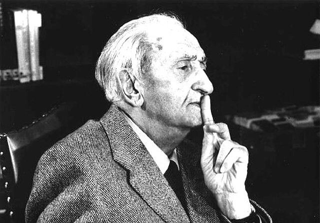 Леопольд Сонди