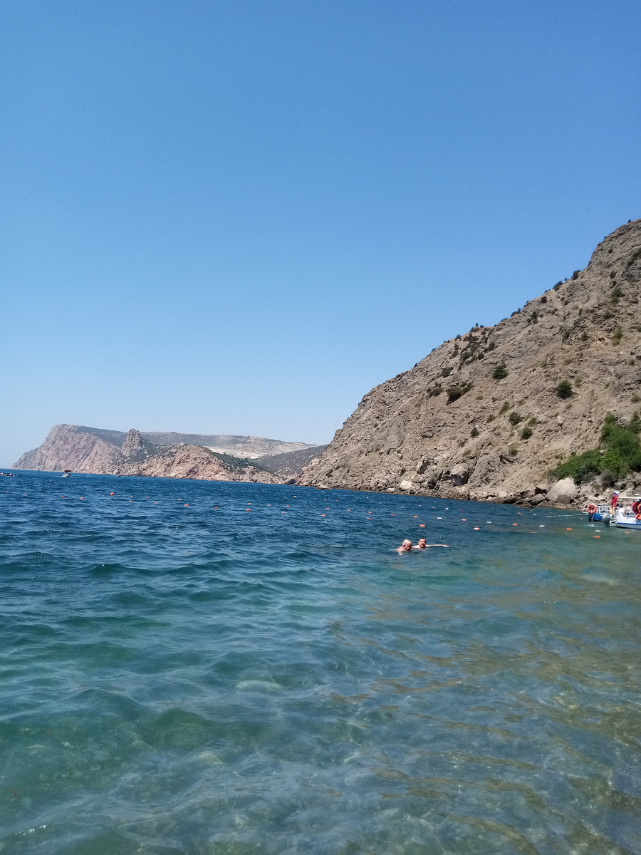 Серебряный пляж.