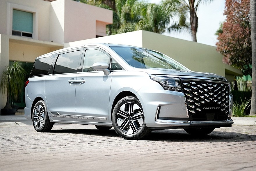    JAC Traveler для Мексики