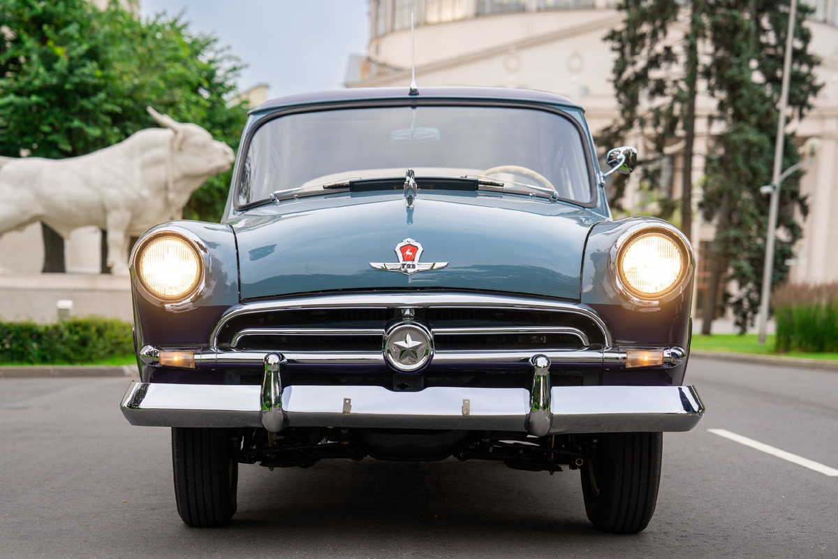 Автомобильная роскошь советского периода