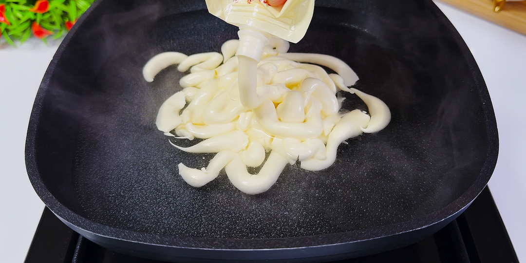 Просто Добавьте МАЙОНЕЗ в кипящую ВОДУ. Мало кто знает этот секретный рецепт! Муж в восторге