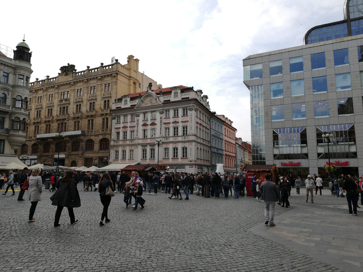 Дом "У золотого улья" - другой ракурс