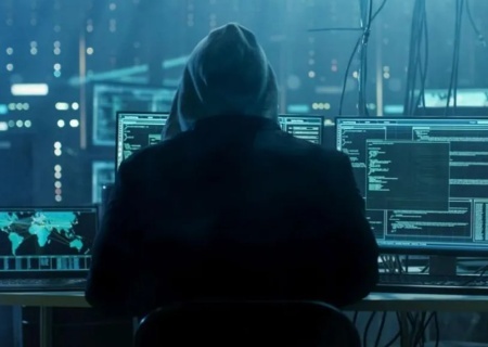    Хакер украл тайны ядерного оружия Франции