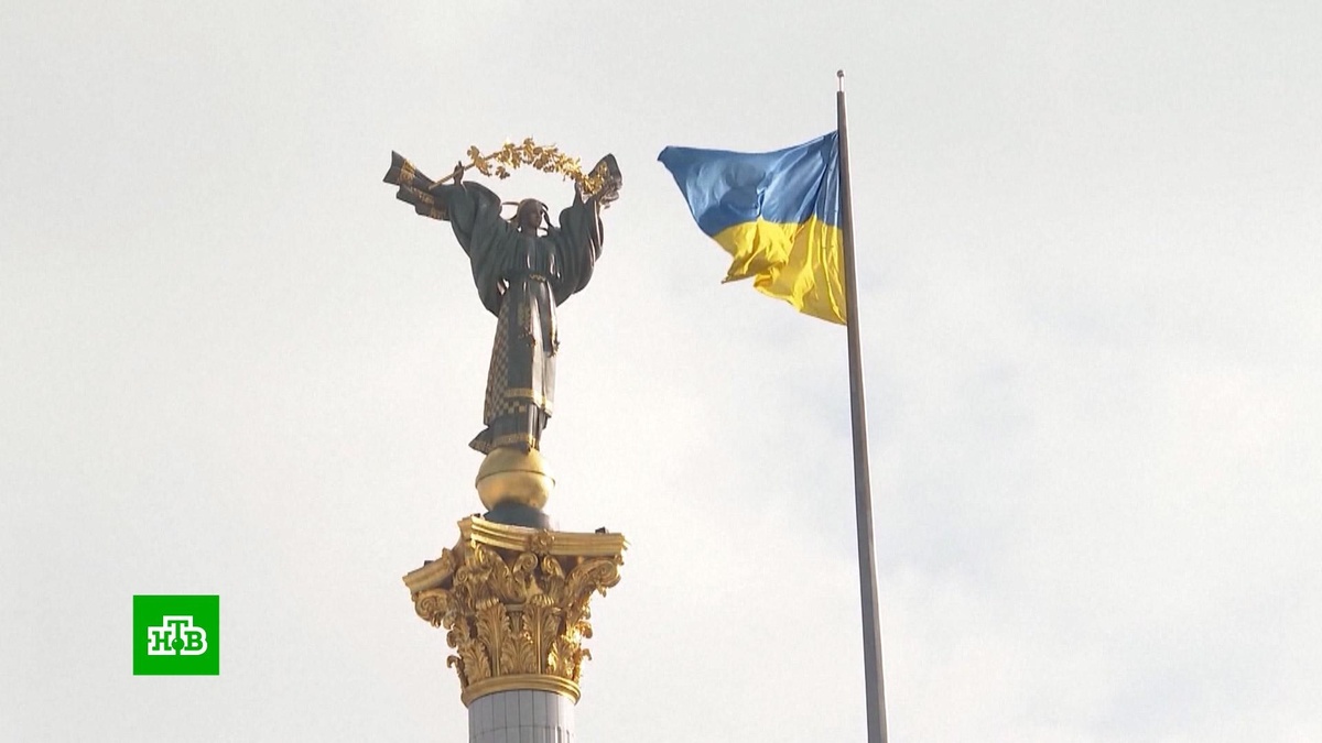    СМИ: ЕС приостановил финансовую помощь Украине    из-за    ситуации с НАБУ