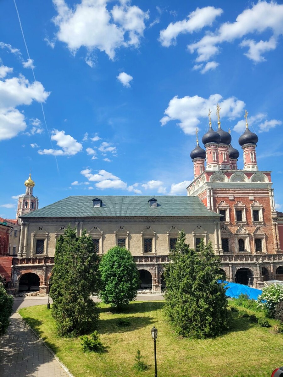 Часть территории монастыря 