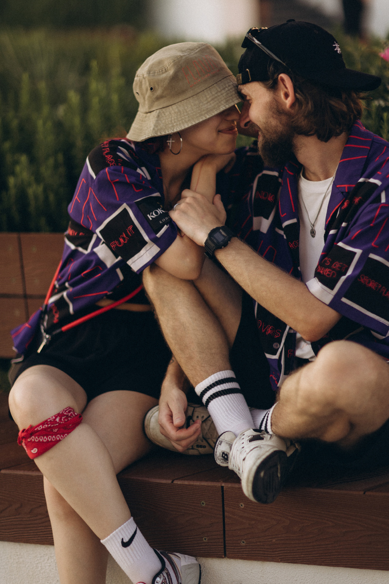 Фотография случайных людей на улице