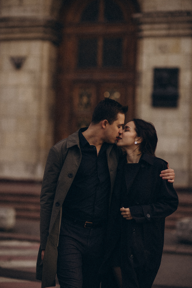 Говорю ребятам «идите и поцелуйтесь на ходу» 