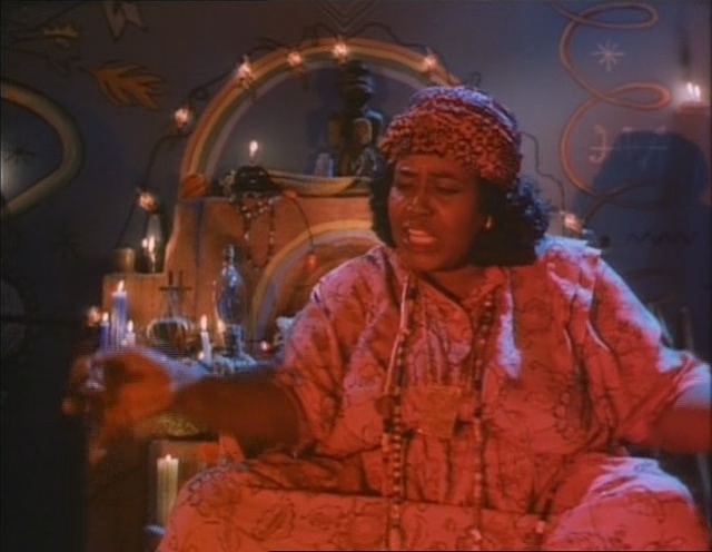 Кадр из фильма «Мертвые не умирают» (1990)