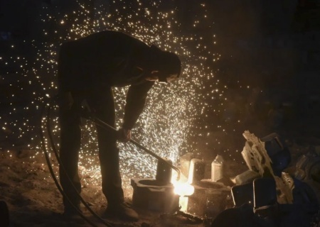    Завод "Лугасталь" в Луганске приостановил работу — нет заказов