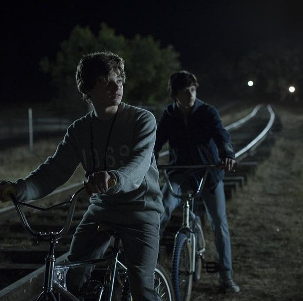 Кадр из фильма «Отступление» (2014)