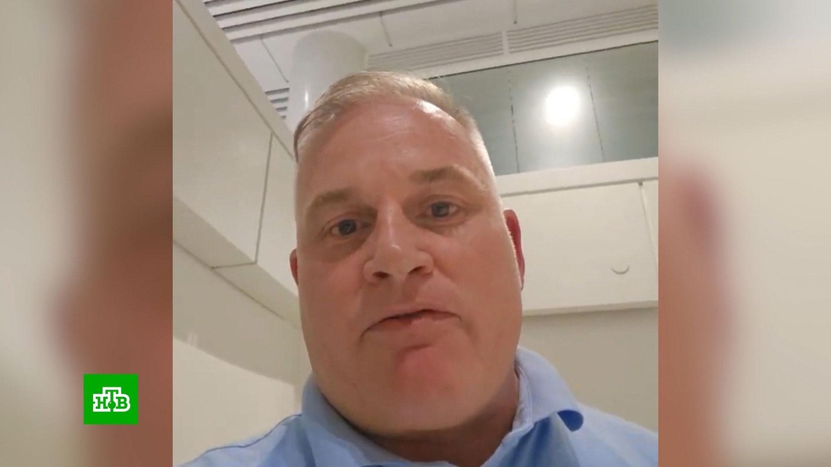    В аэропорту Кишинёва задержали активиста из США и депутата Европарламента