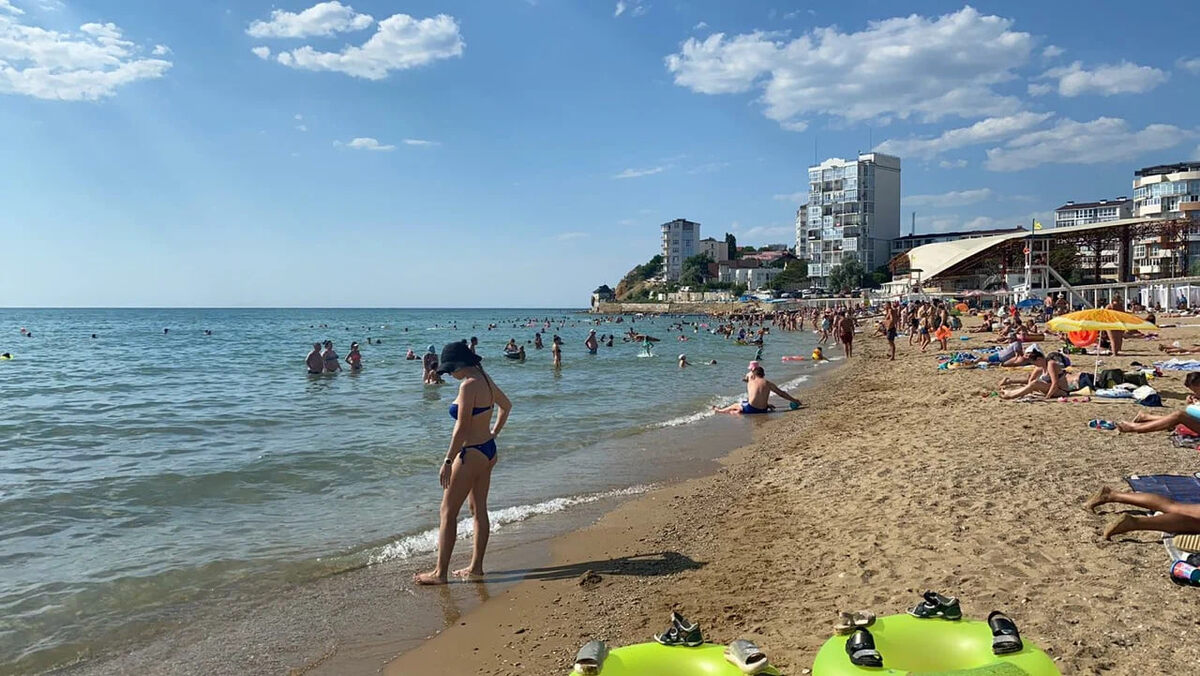 Это популярное место среди жителей и гостей города, поэтому народа здесь довольно много, особенно в пик сезона. Фото: светлана бочкова / Яндекс Карты