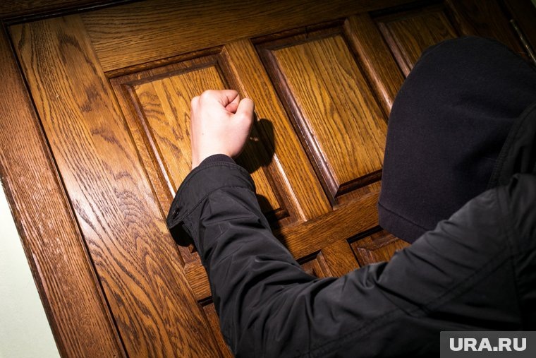  Долги россиян за ЖКУ могут начать продавать коллекторам  📷
