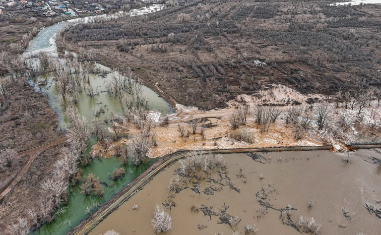 Подтопленные территории в Орске (Фото: Егор Алеев / ТАСС)