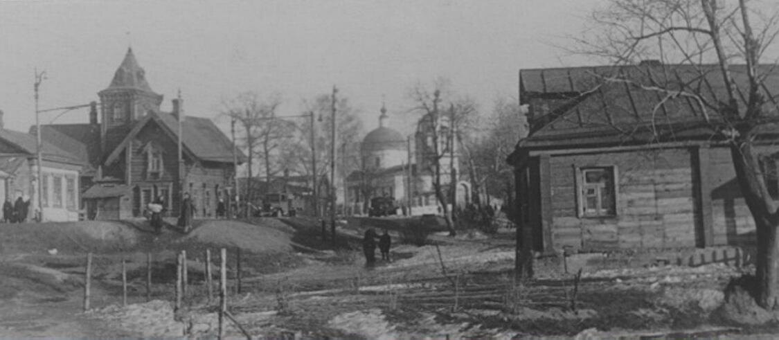 Храм Живоначальной Троицы на Воробьёвых горах. Фото 1942 - 1948 годы