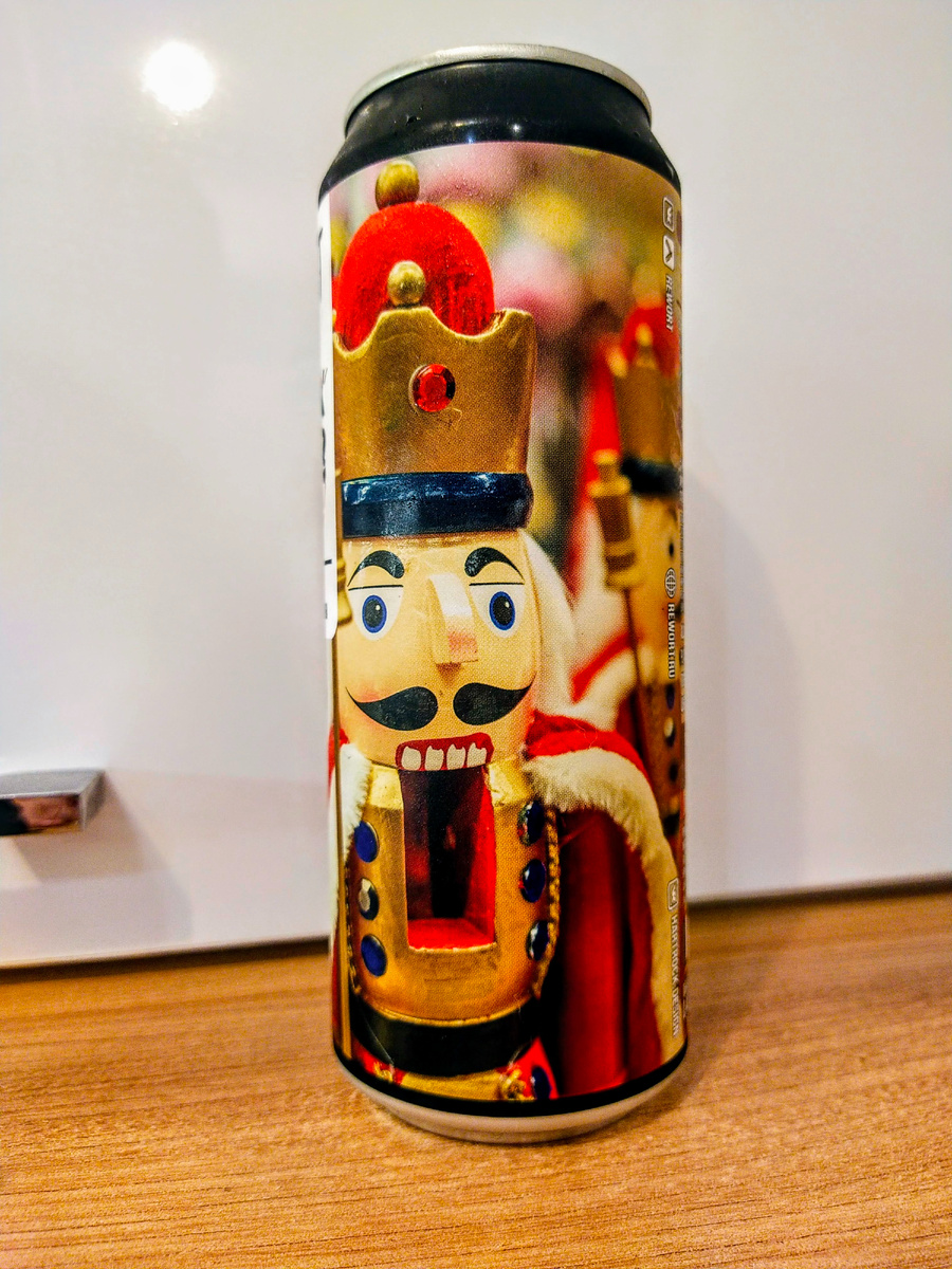 а тут - щелкунчик)))