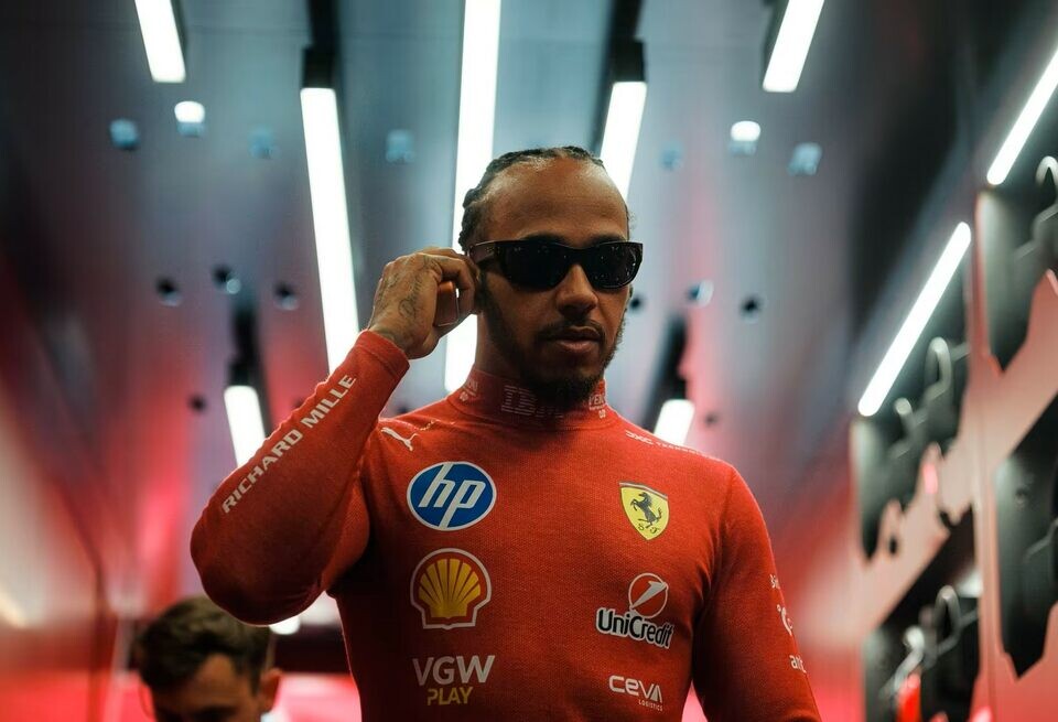    «Я понял, что…» Льюис Хэмилтон сделал признание о девушкахFerrari