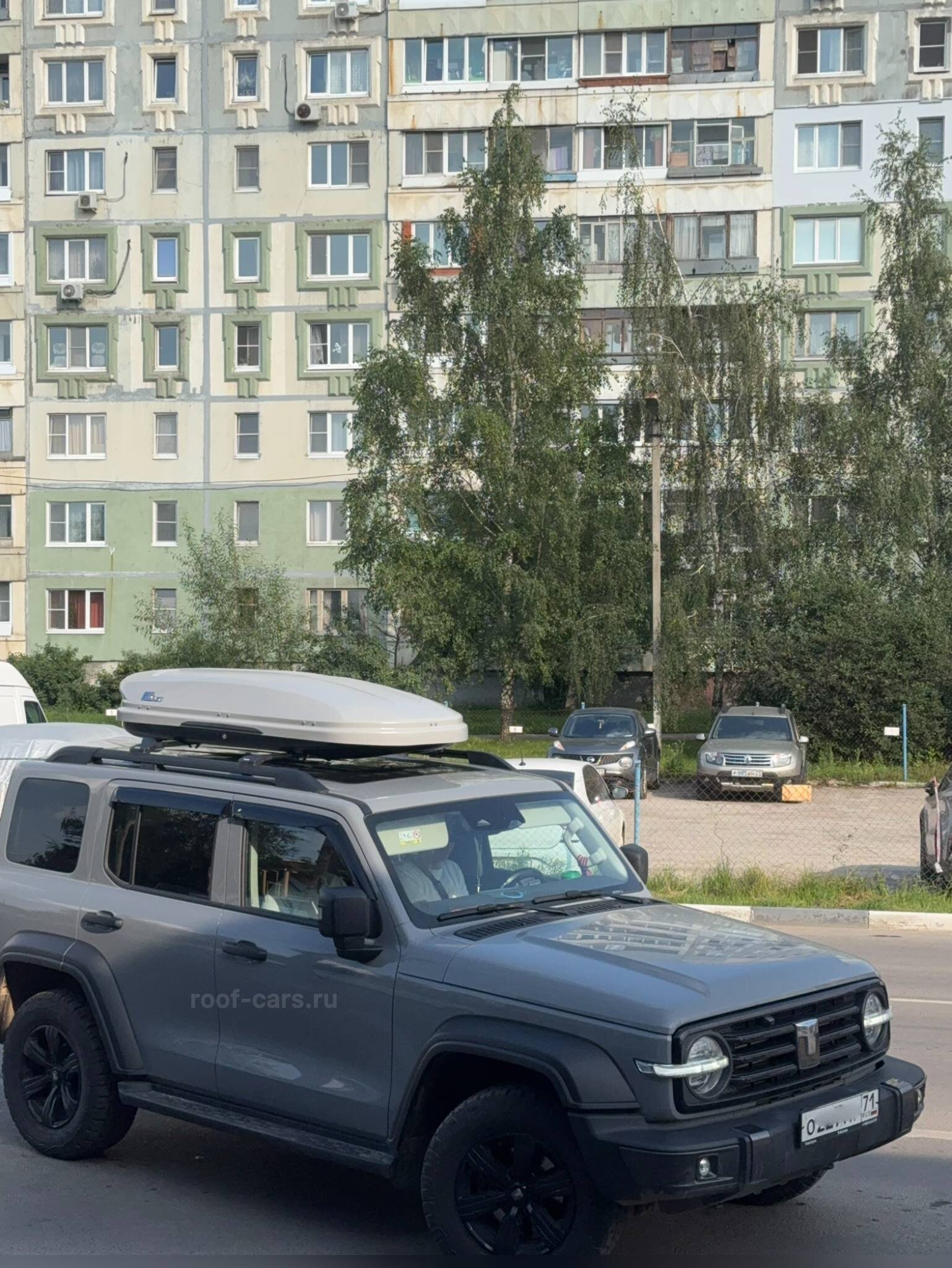 Установка багажника и автобокса 450л на Tank 300 в Туле