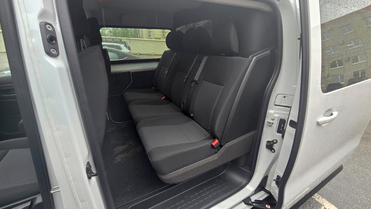 заводские сиденья второго ряда