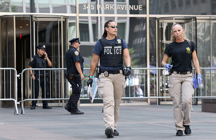    Полиция на месте происшествия.REUTERS/Kylie Cooper