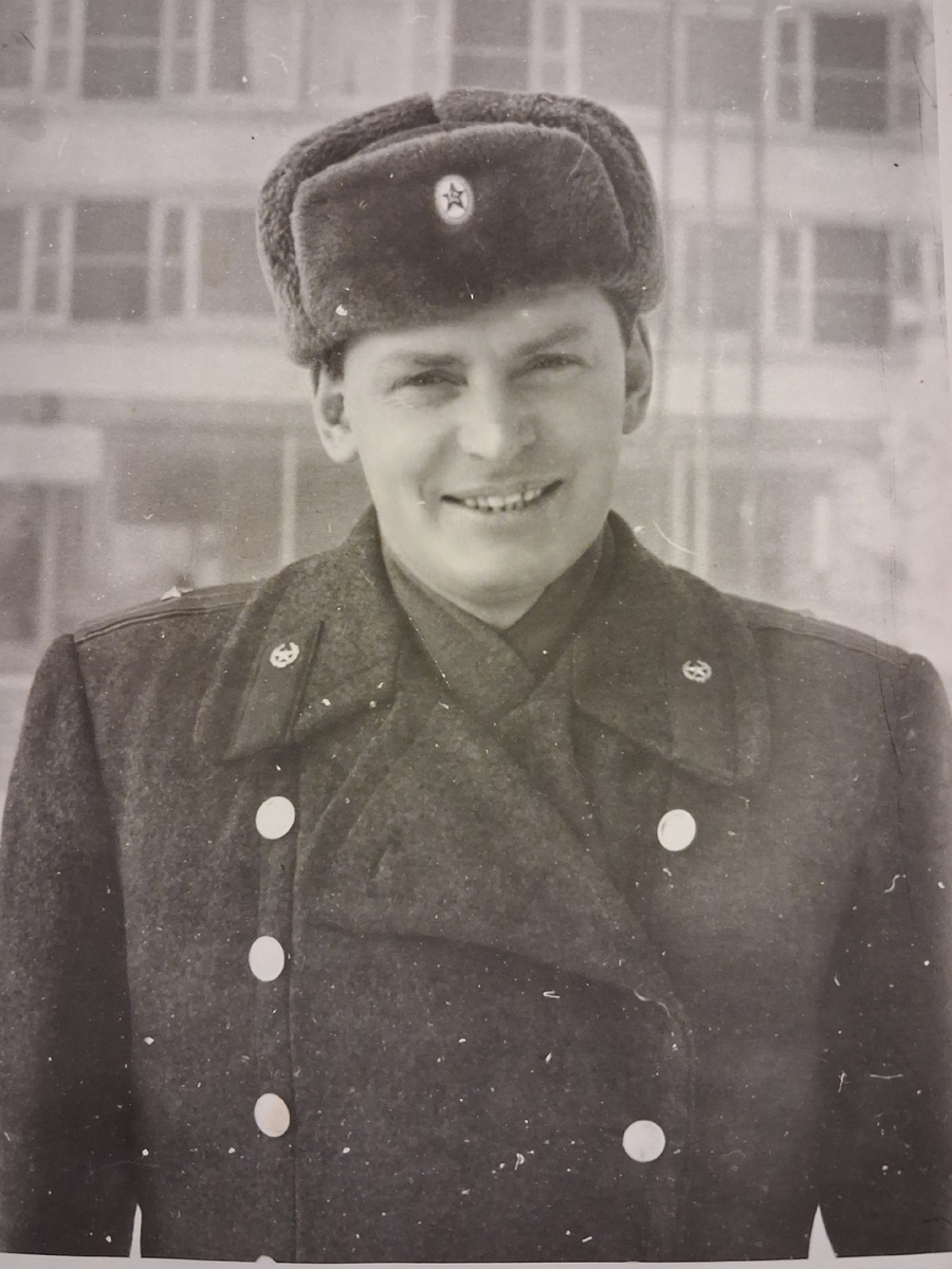 Николай Семёнович Гимонов. Мой отец. г. Степногорск, Казахстан. 1973г. Автор снимка неизвестен.