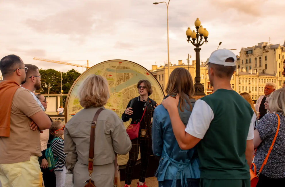 Изображение предоставлено: Артстолица ИНН: 434550186370  