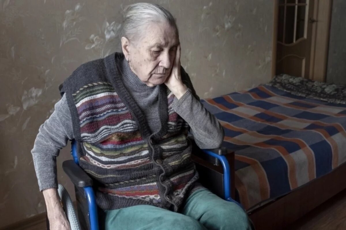    В предоставлении жилья инвалиду могут отказать по формальному признаку — достаточно, чтобы доходы его превышали прожиточный минимум.