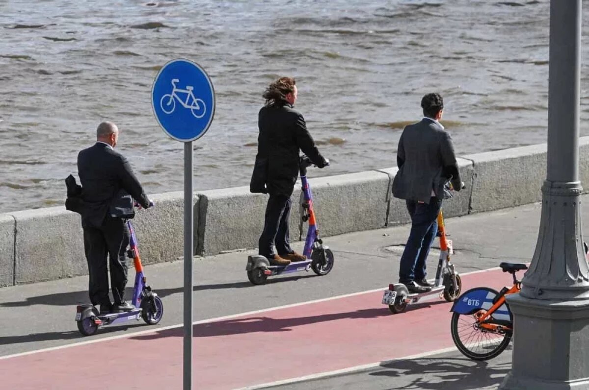    Самокаты уже везде, а правила для них только создаются.