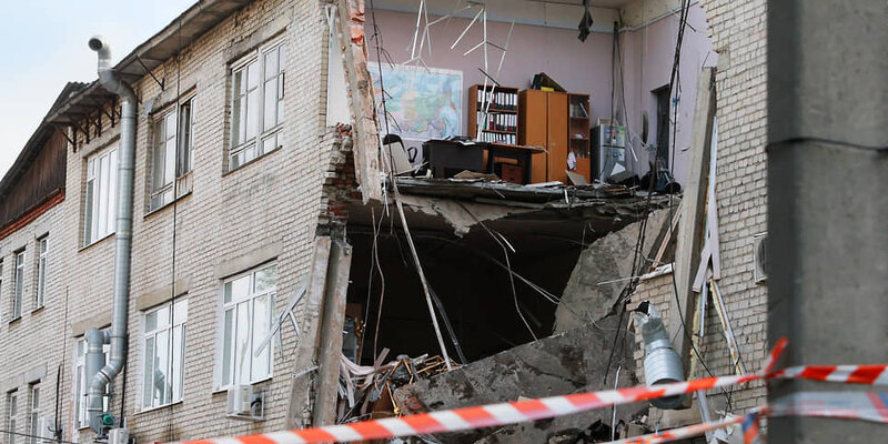 Обрушение здания в Екатеринбурге