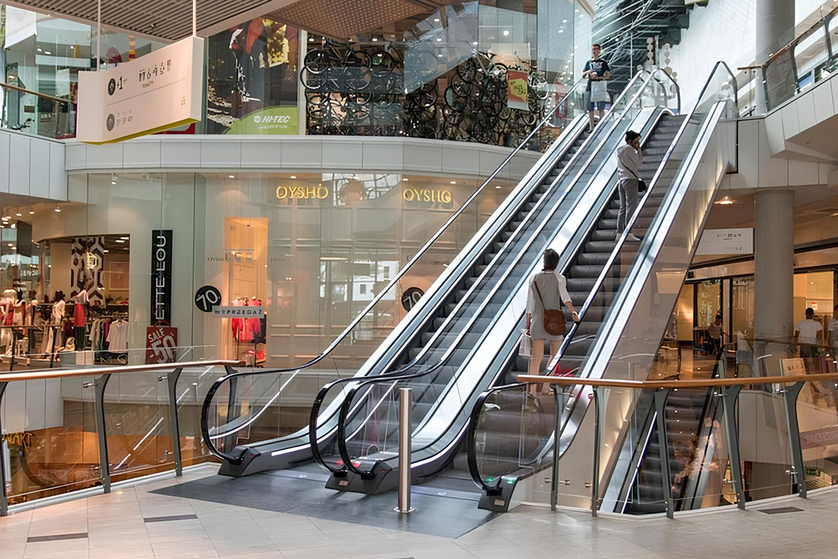 [Екатеринбург] Торговые войны: Почему закрываются крупные ТЦ?