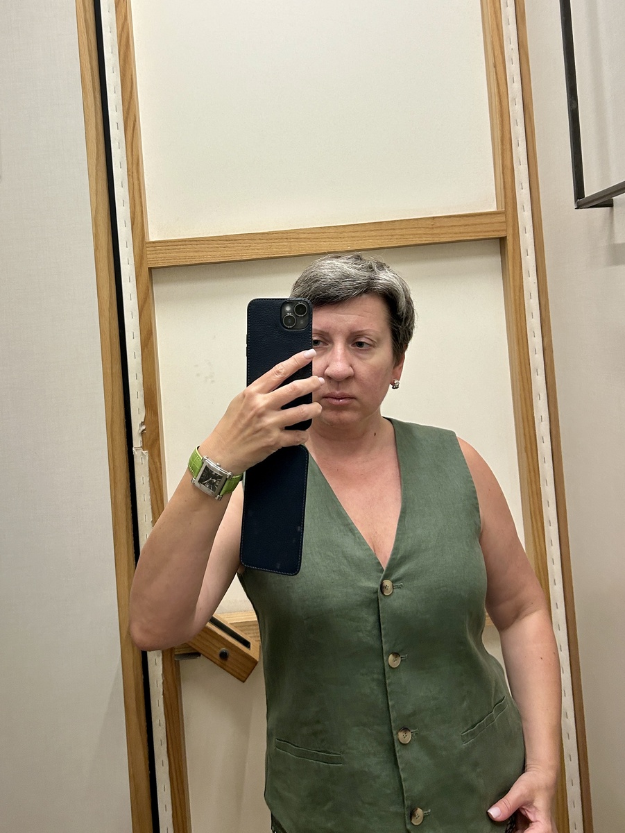 Автор не купил и на этом идею с жилетом бросил 