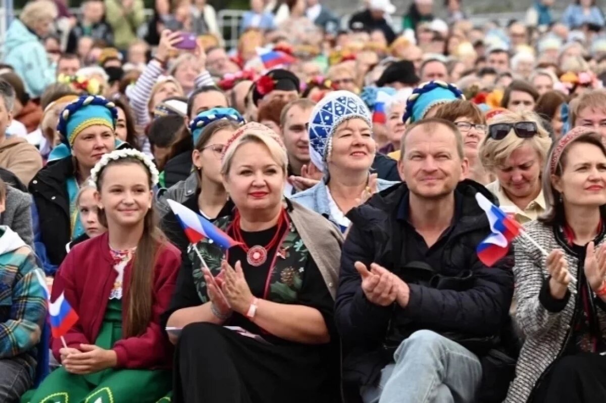    Голоса "Русского поля".