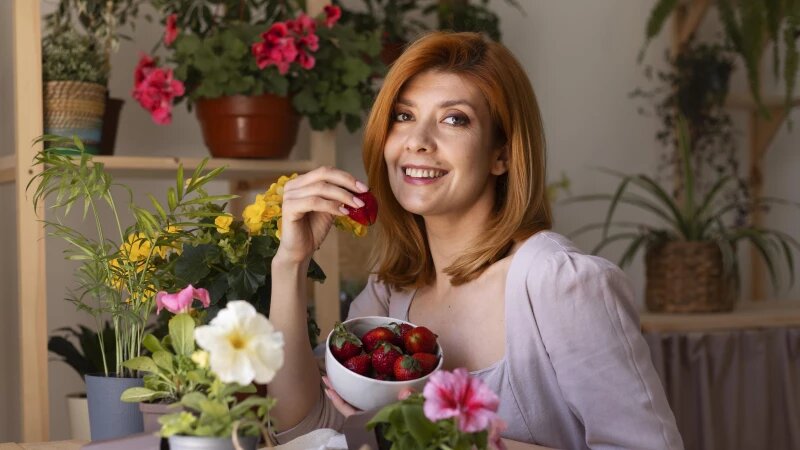     Цветы. freepik.com/freepik